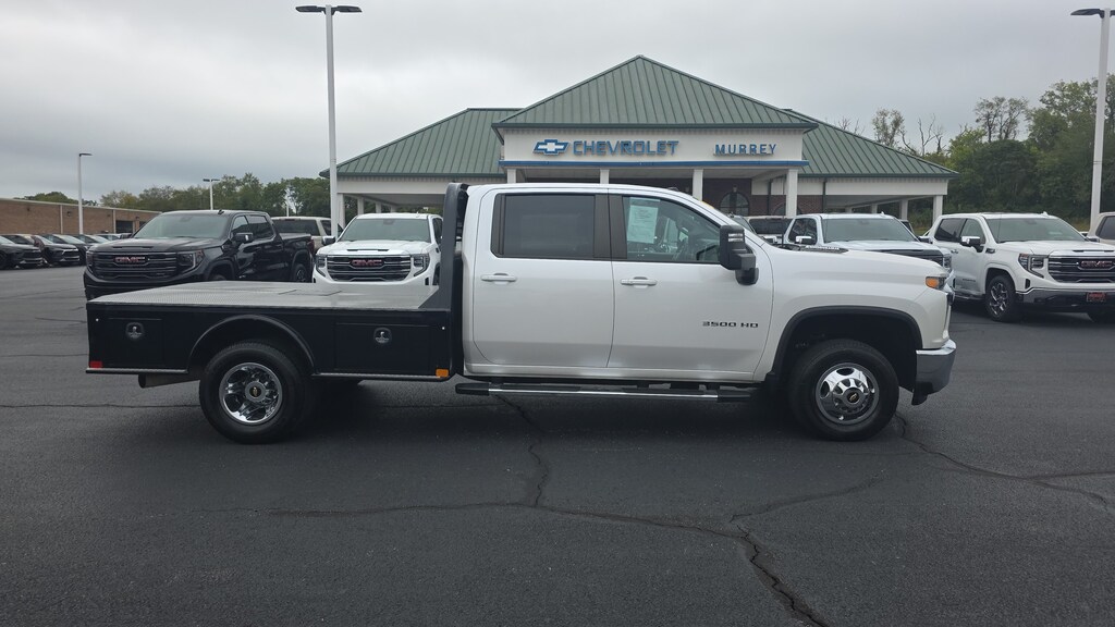 Used 2022 Chevrolet Silverado LT Crew Cab