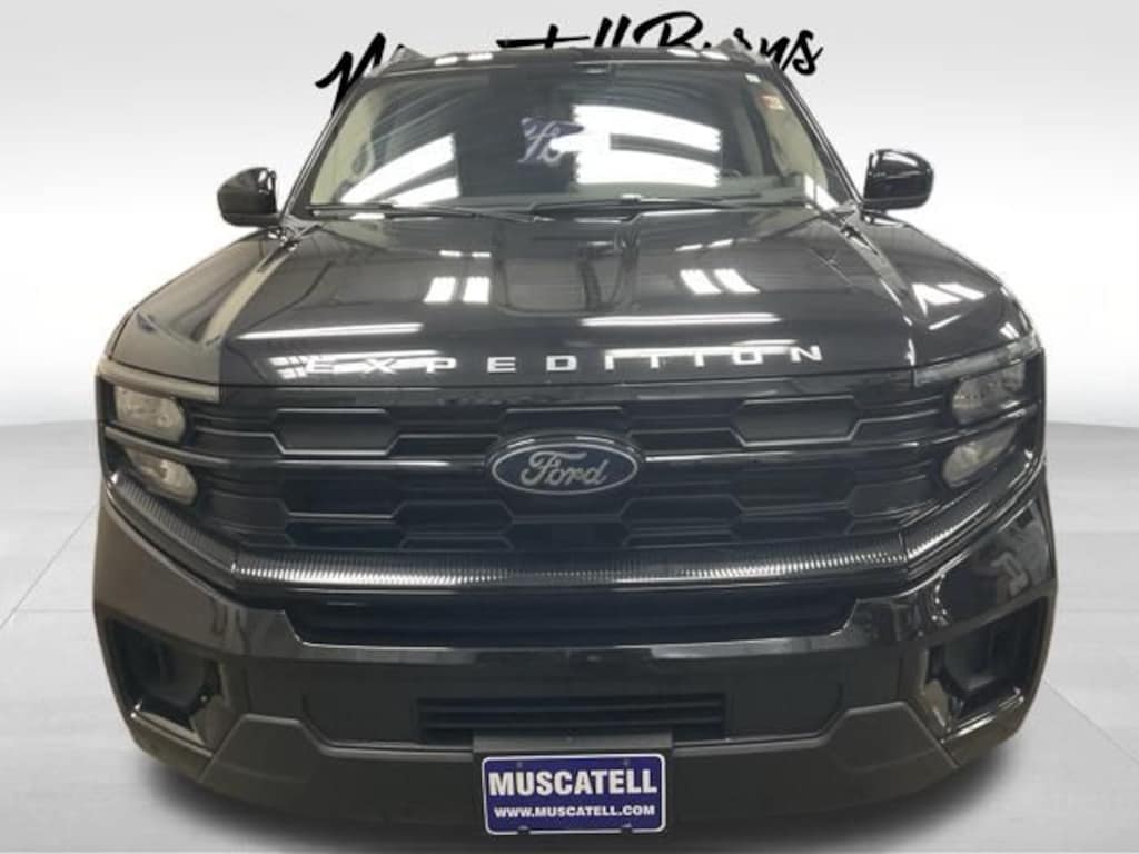 Used 2025 Ford Expedition Max Active SUV