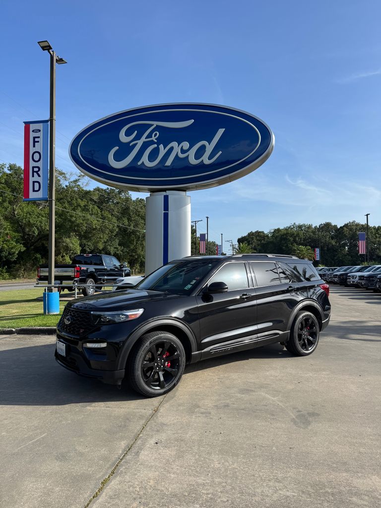 2023 Ford Explorer ST