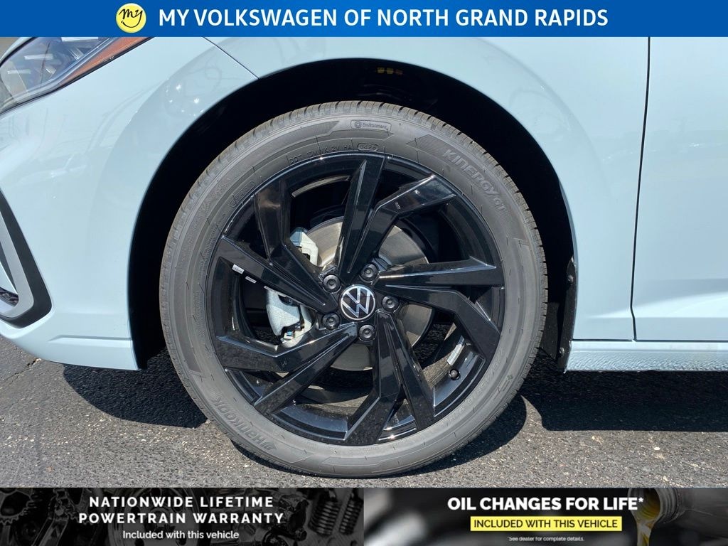 New 2026 Volkswagen Jetta 1.5T SE Sedan