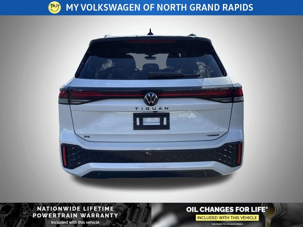 New 2026 Volkswagen Tiguan SE R-Line Black SUV