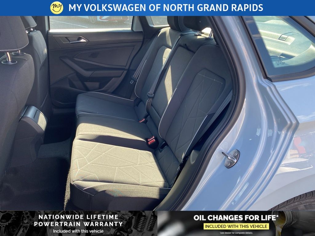 2026 Volkswagen Jetta Sport - Photo 15