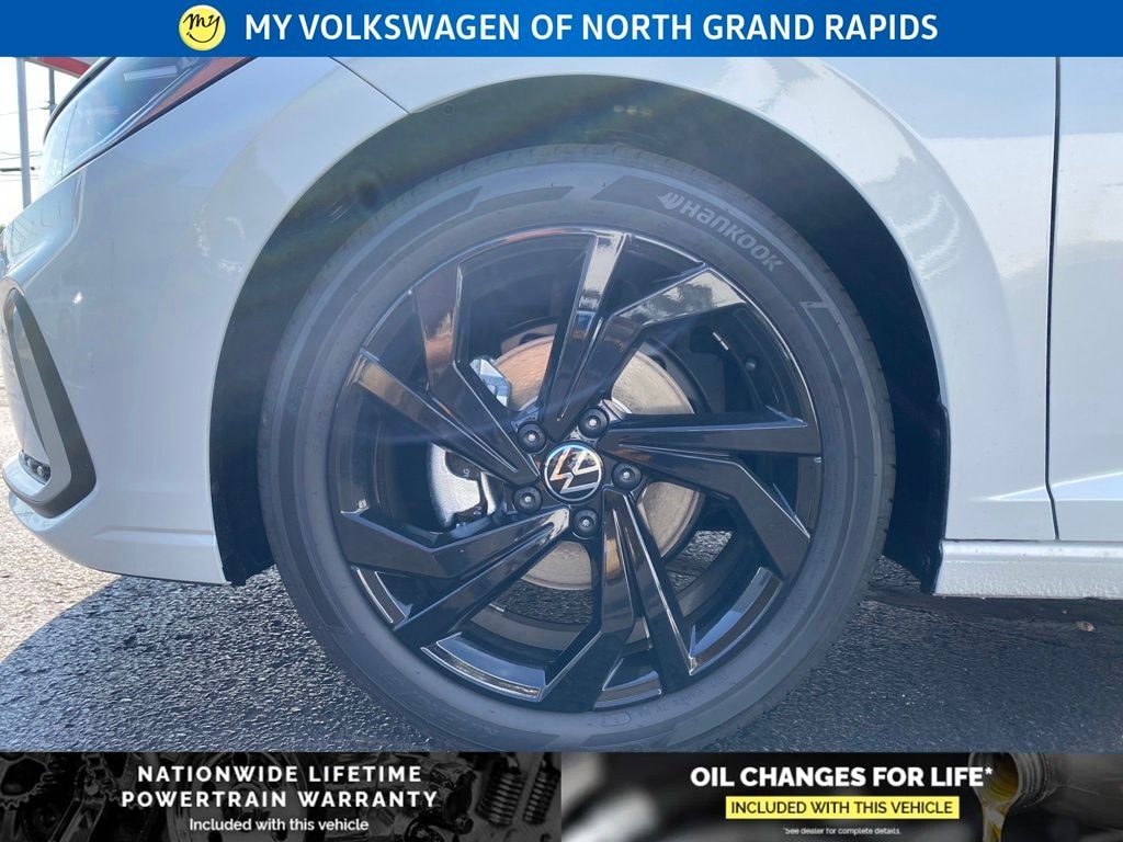 New 2026 Volkswagen Jetta 1.5T SE Sedan