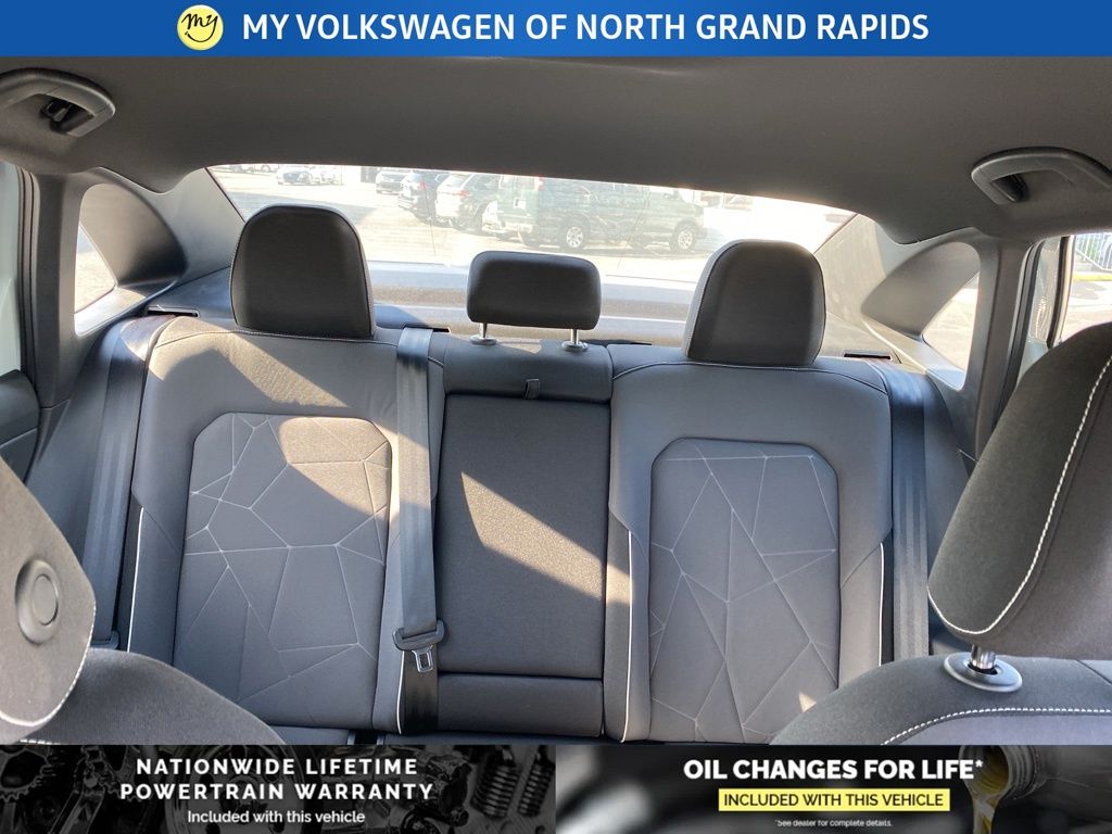 2026 Volkswagen Jetta Sport - Photo 14