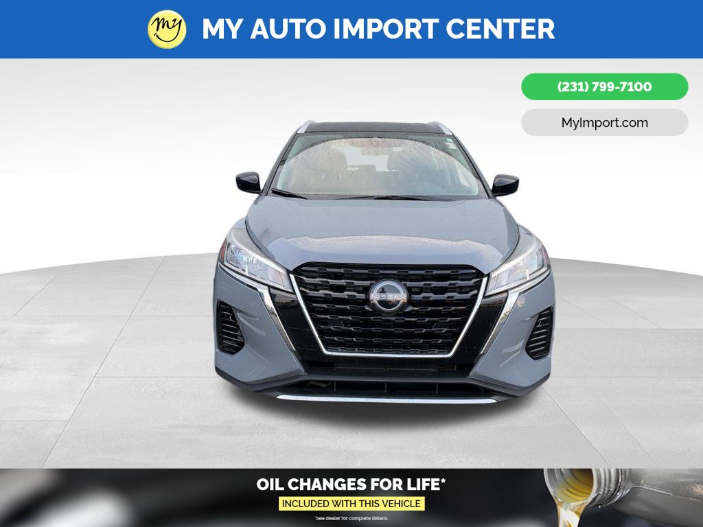 Used 2024 Nissan Kicks SV SUV