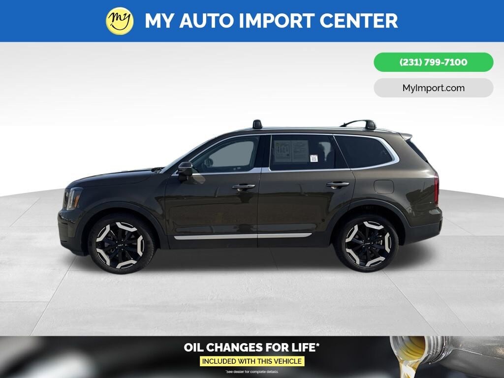 Used 2025 Kia Telluride S SUV