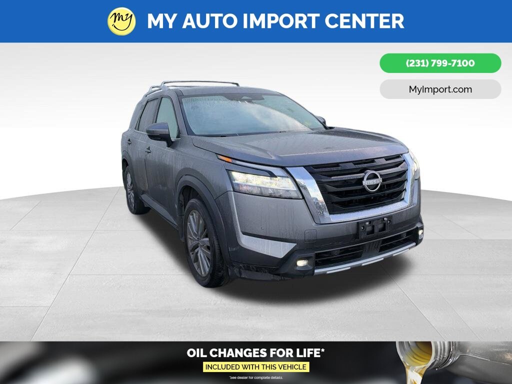 Used 2024 Nissan Pathfinder SL SUV
