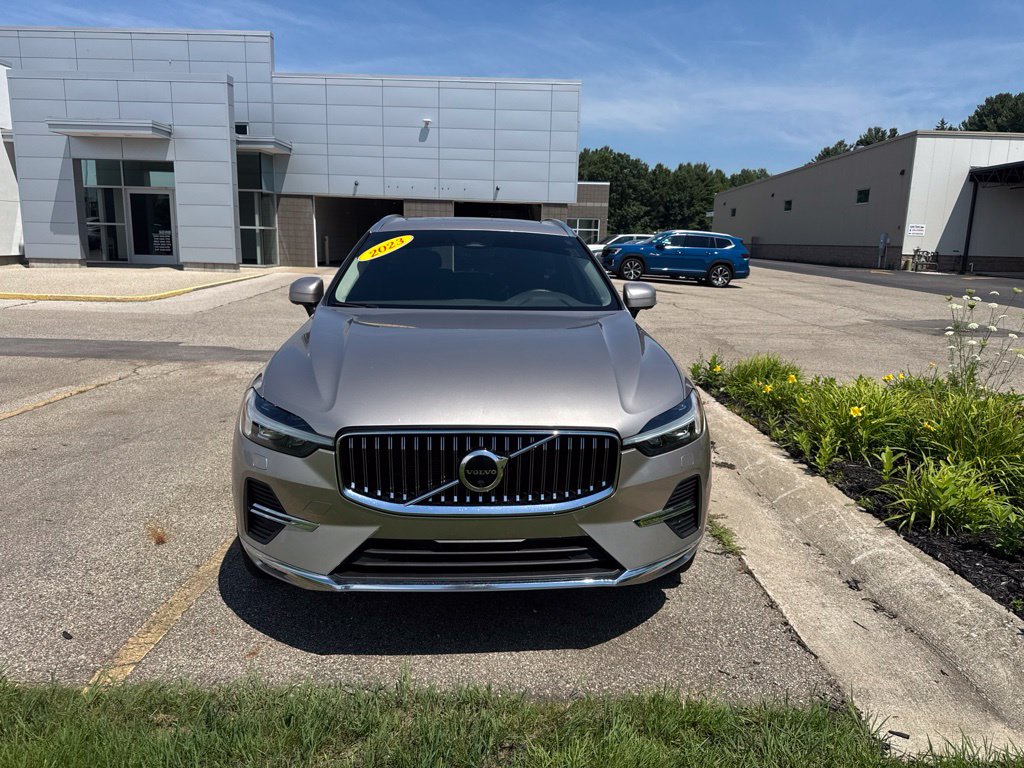 Used 2023 Volvo XC60 B5 AWD Plus Bright SUV