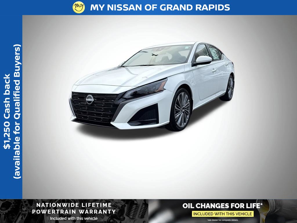 New 2026 Nissan Altima SV Sedan
