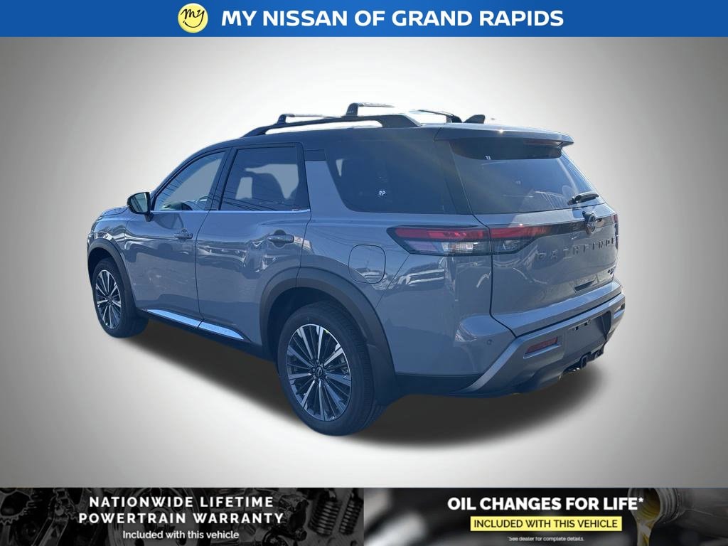 New 2026 Nissan Pathfinder Platinum SUV