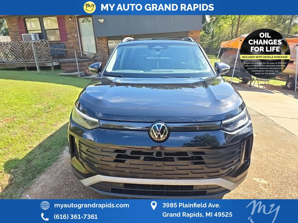 Certified 2025 Volkswagen Tiguan 2.0T SE SUV