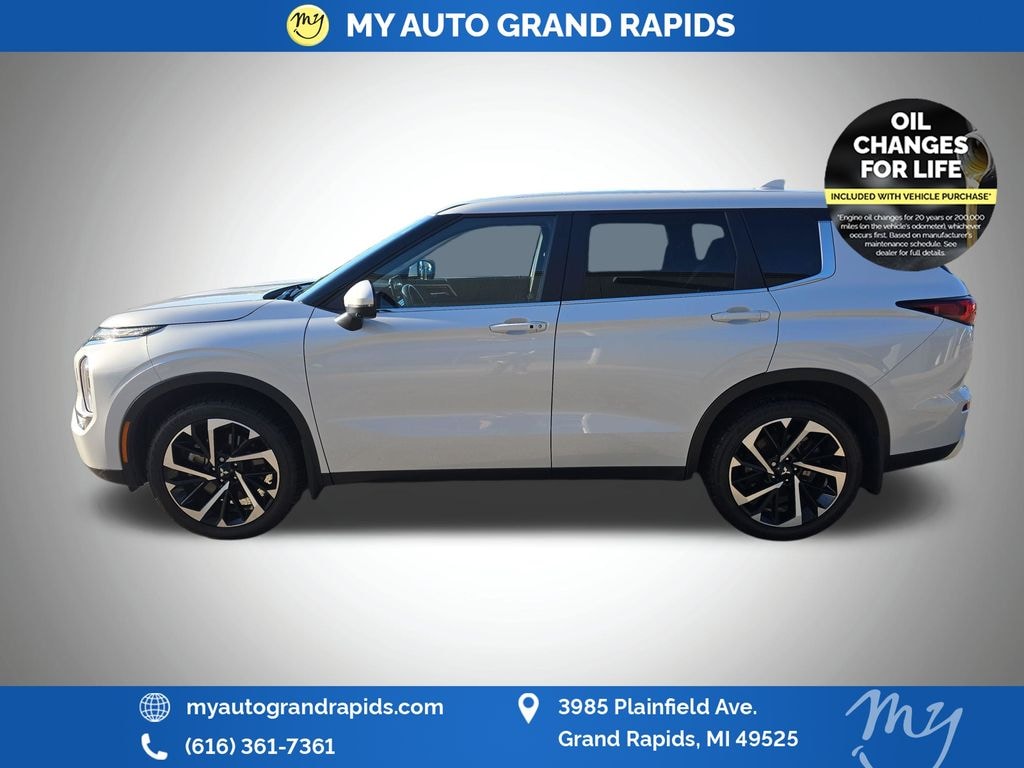 Used 2024 Mitsubishi Outlander SE SUV