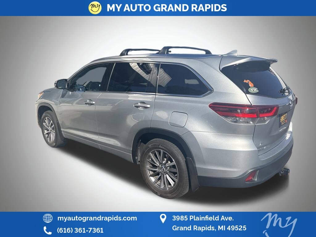 Used 2018 Toyota Highlander XLE V6 SUV