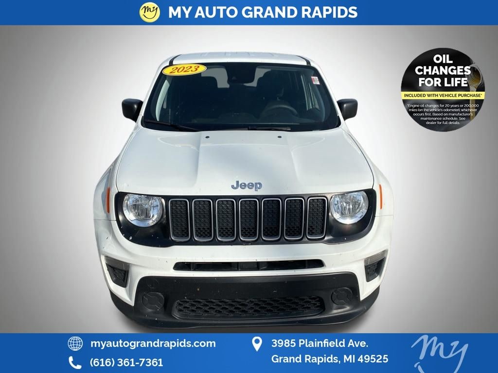 Used 2023 Jeep Renegade Latitude SUV