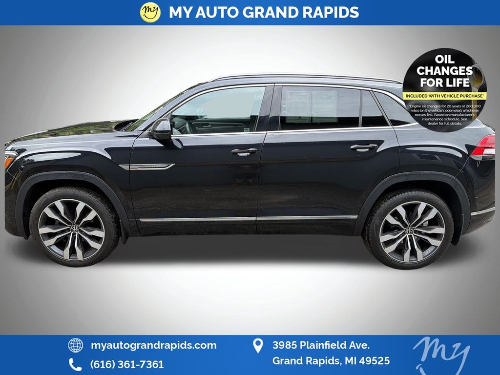 Used 2022 Volkswagen Atlas Cross Sport 3.6L V6 SEL Premium R-Line SUV