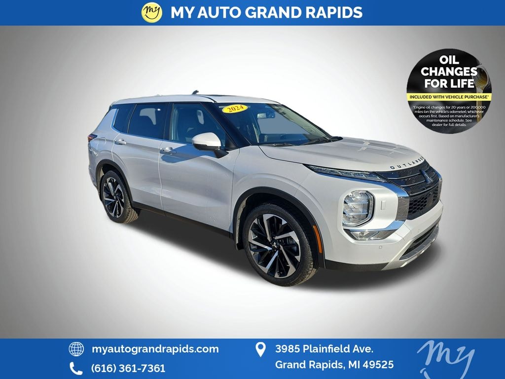 Used 2024 Mitsubishi Outlander SE SUV