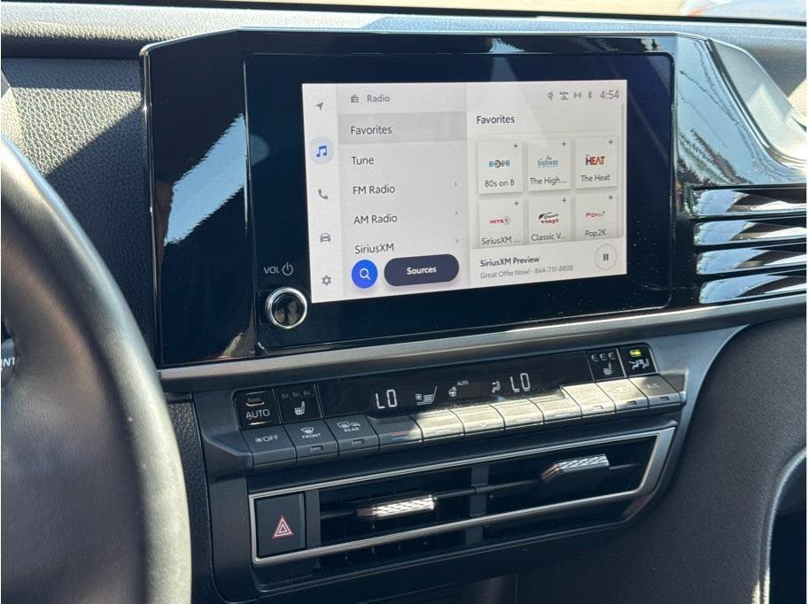 2025 Toyota Camry LE - Photo 27