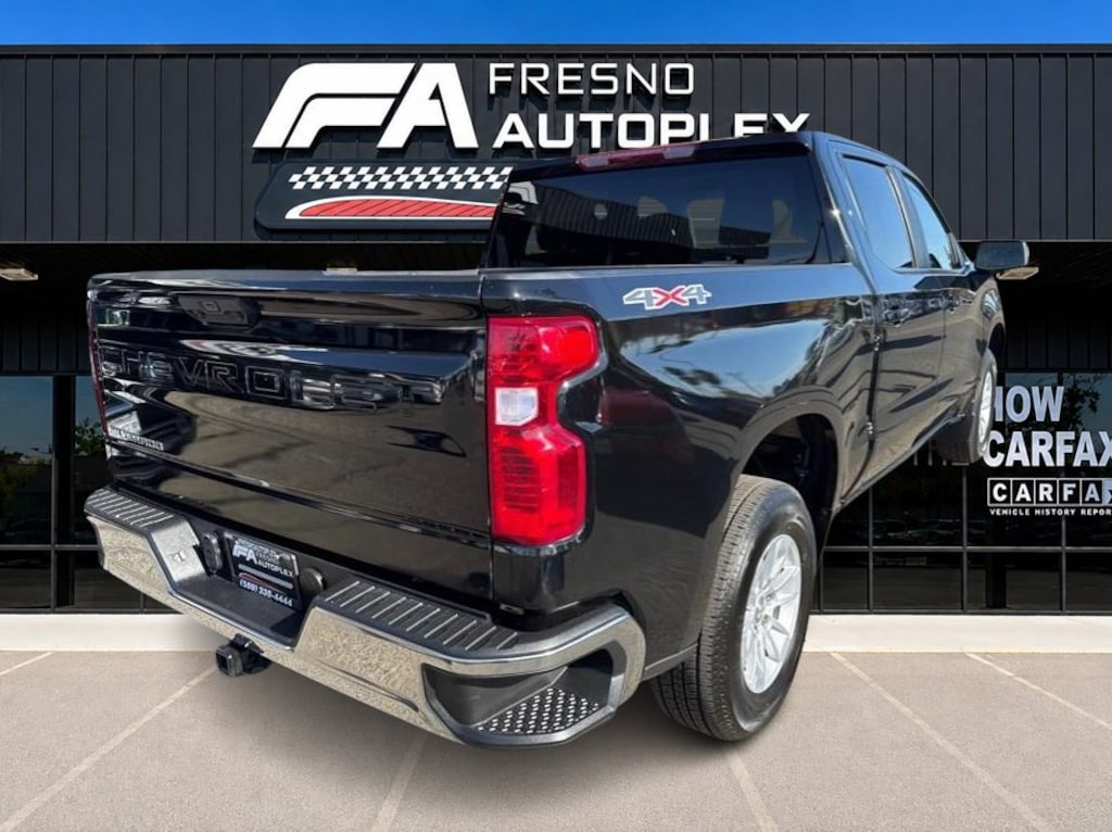 Used 2025 Chevrolet Silverado 1500 LT w/1LT Truck Crew Cab
