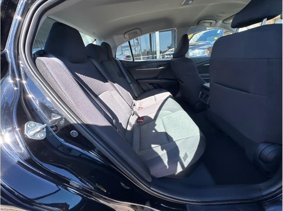 2025 Toyota Camry LE - Photo 16