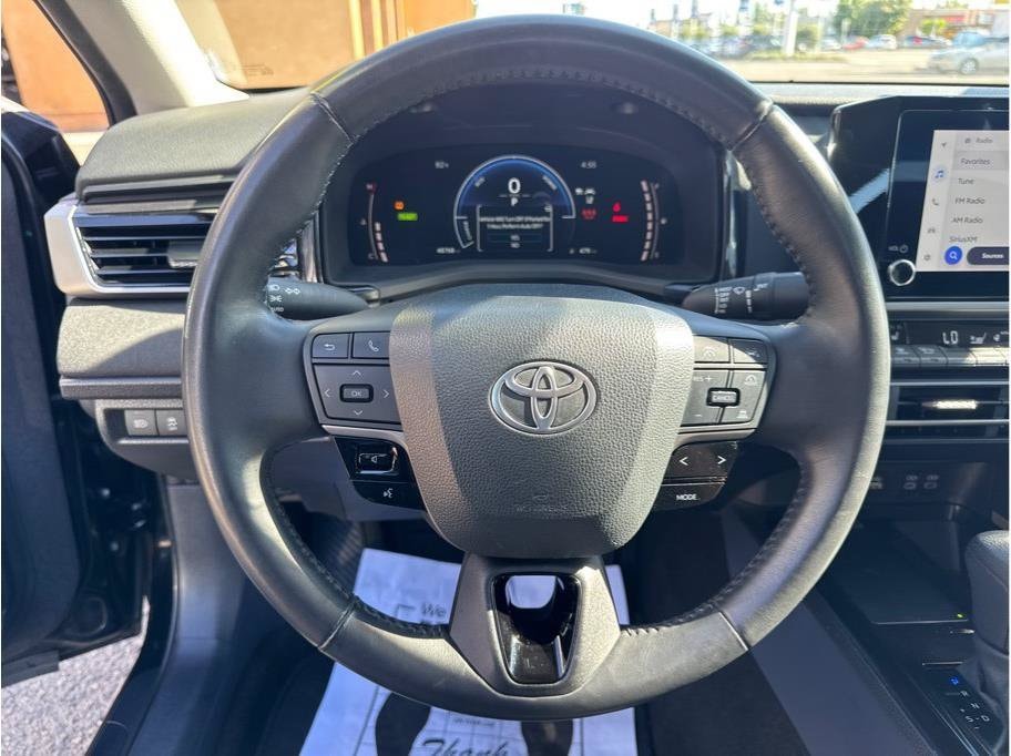 2025 Toyota Camry LE - Photo 30
