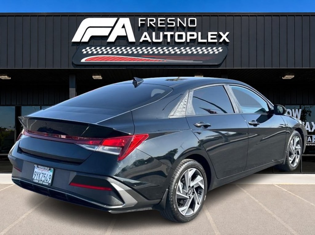 Used 2025 Hyundai Elantra SEL Sport Sedan