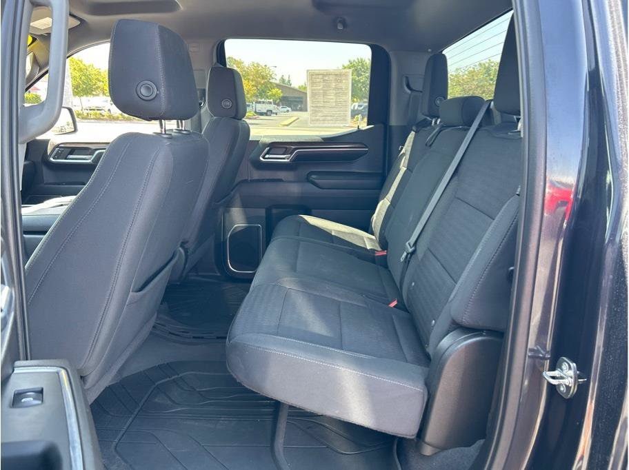 2022 Chevrolet Silverado 1500 LT - Photo 15