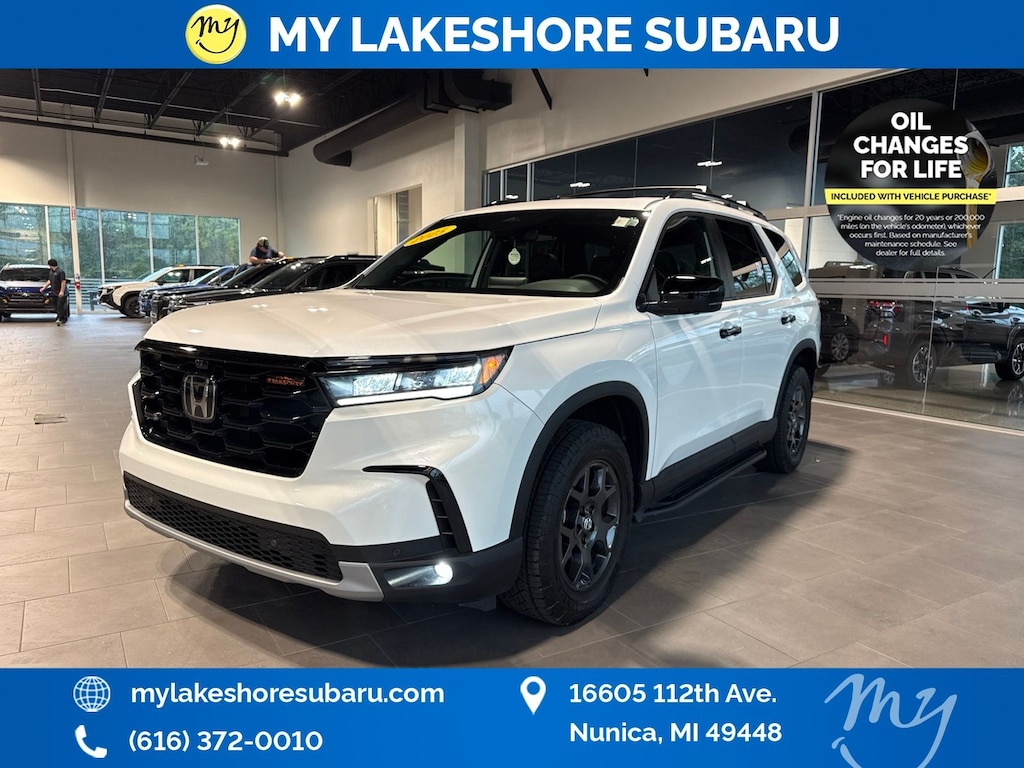 Used 2025 Honda Pilot TrailSport SUV