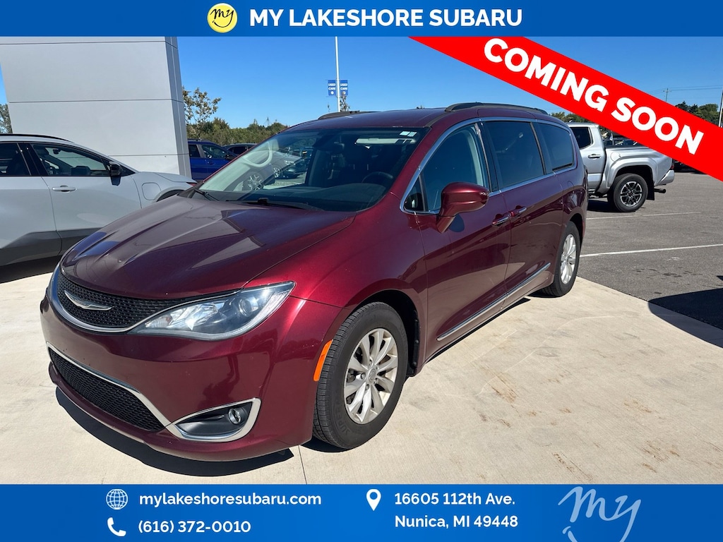 Used 2017 Chrysler Pacifica Touring-L Van