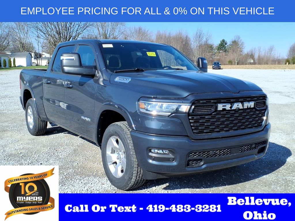 New 2026 Ram 1500 BIG HORN CREW CAB 4X4 6'4 BOX Pickup