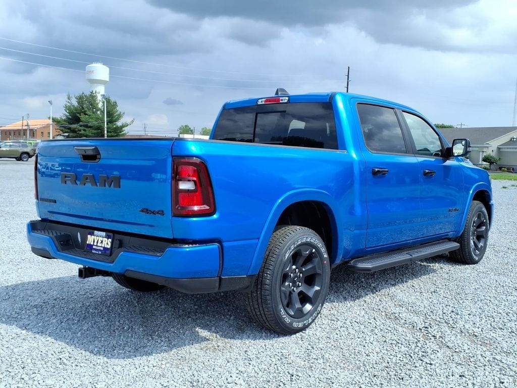 New 2026 Ram 1500 BIG HORN CREW CAB 4X4 5'7 BOX Pickup