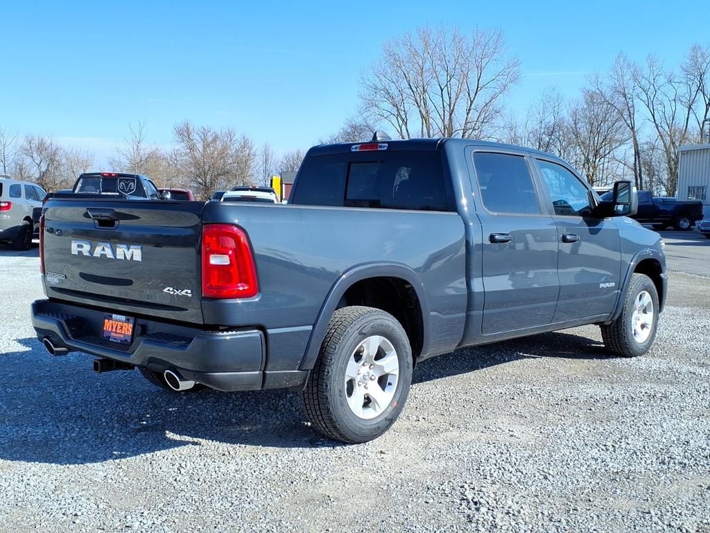 New 2026 Ram 1500 BIG HORN CREW CAB 4X4 6'4 BOX Pickup