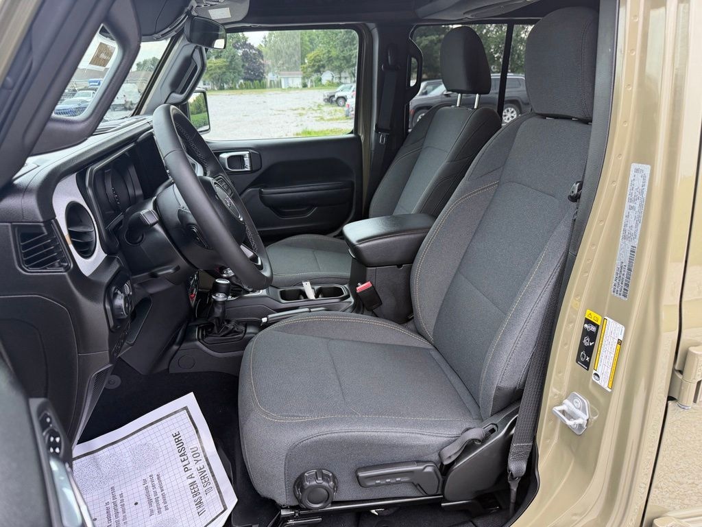 Used 2025 Jeep Wrangler Sport SUV