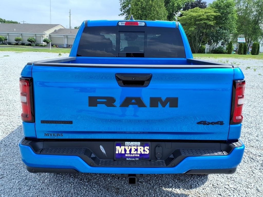 New 2026 Ram 1500 BIG HORN CREW CAB 4X4 5'7 BOX Pickup