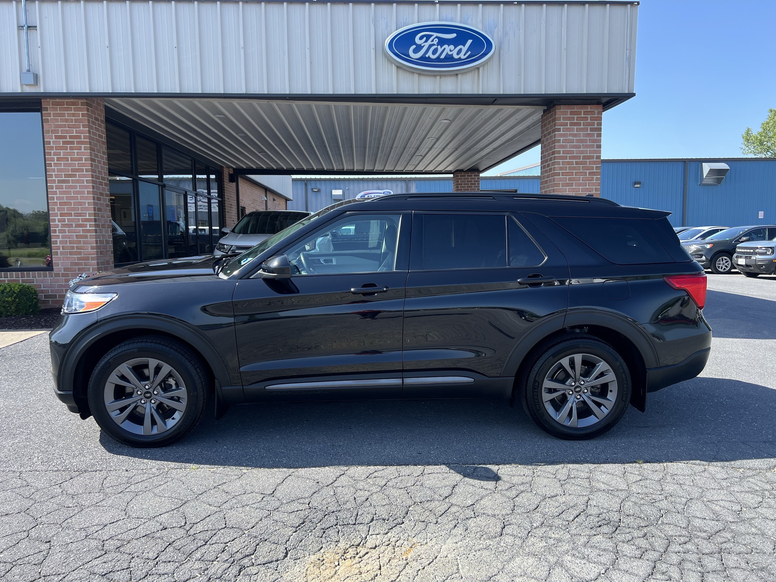 2023 Ford Explorer XLT