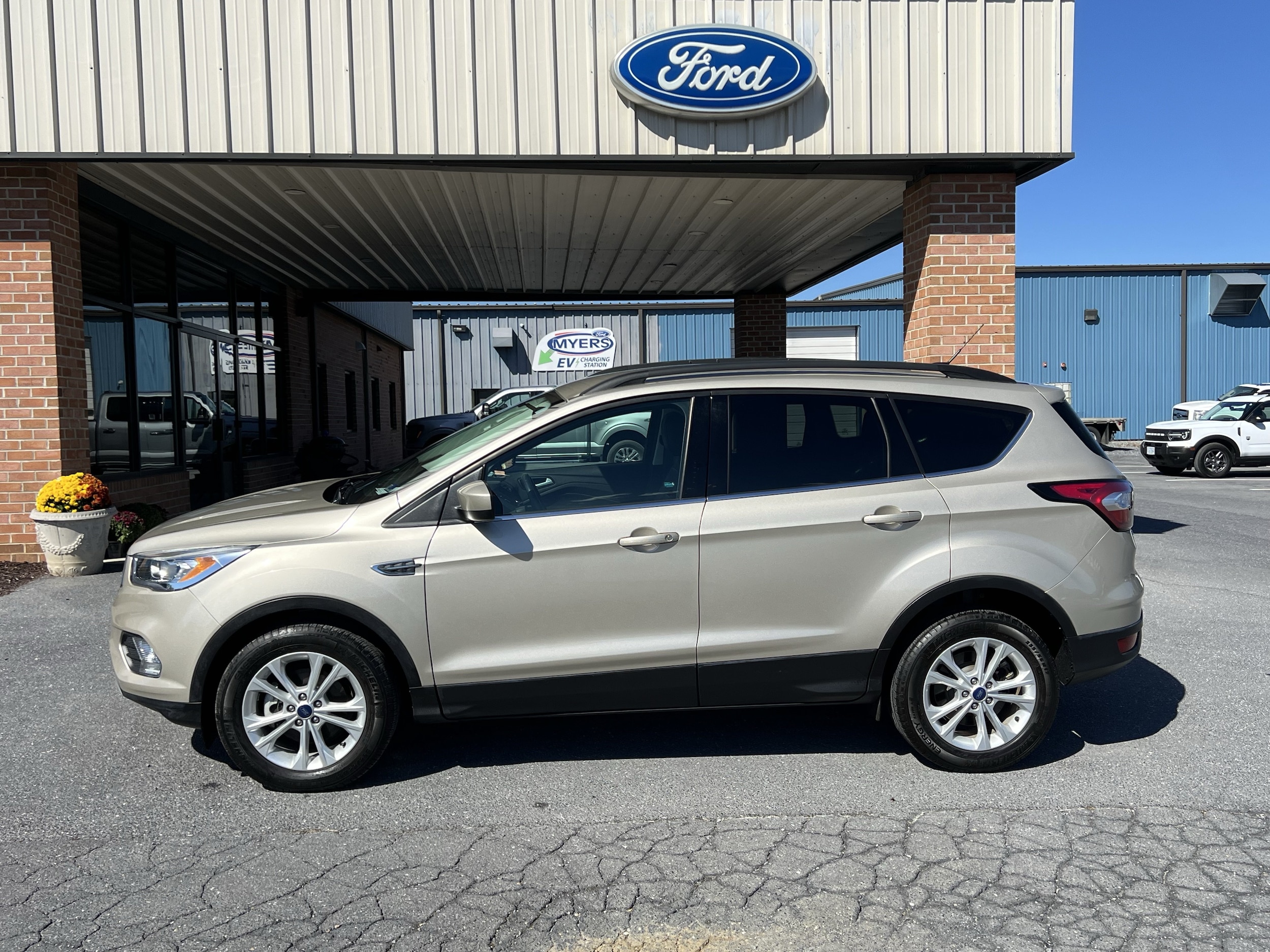 2017 Ford Escape SE