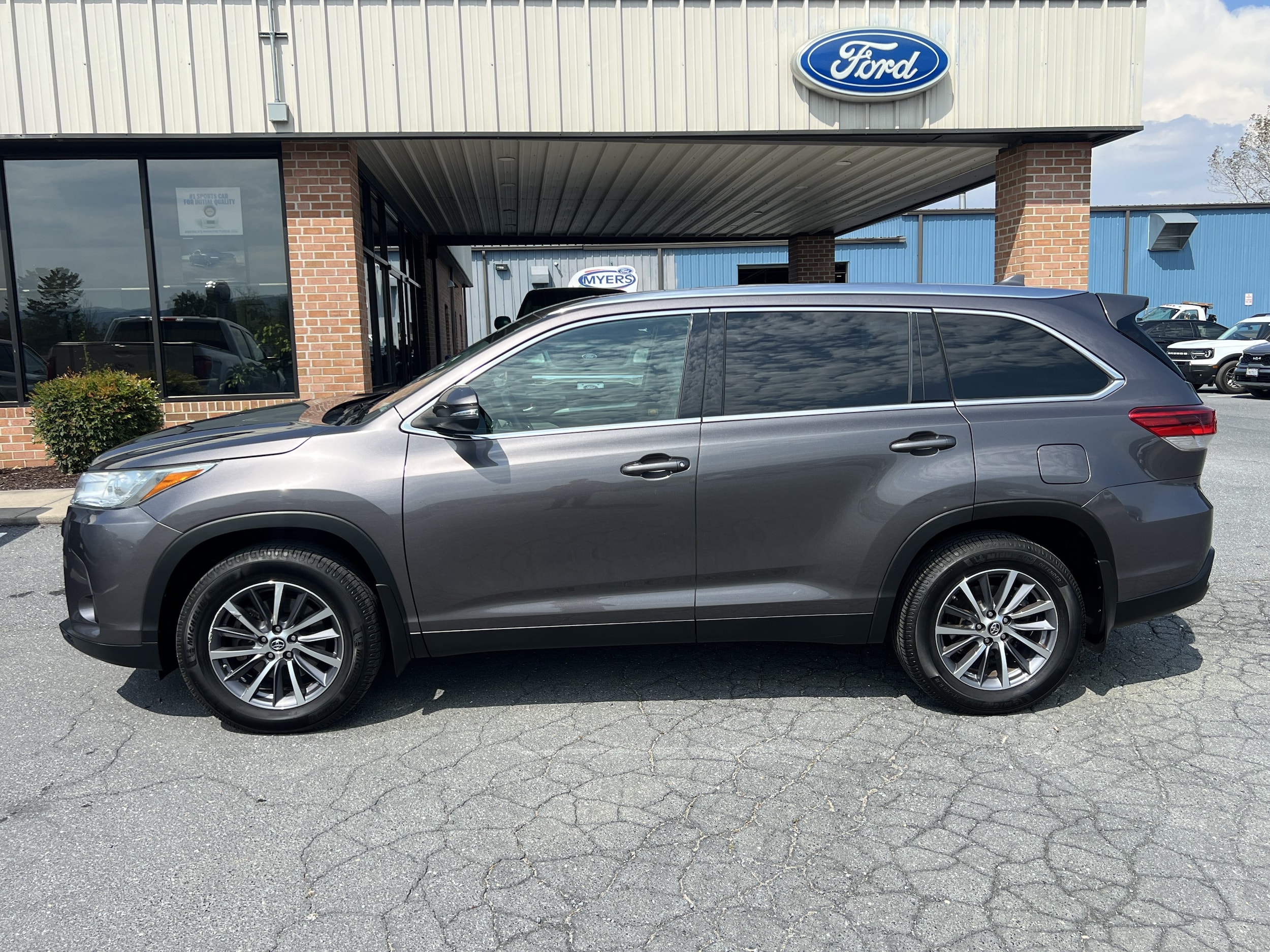 2019 Toyota Highlander