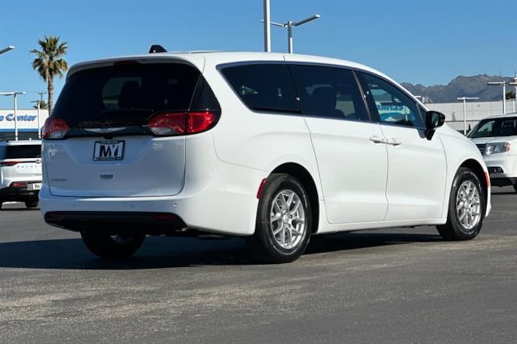New 2026 Chrysler Voyager LX Cargo Van