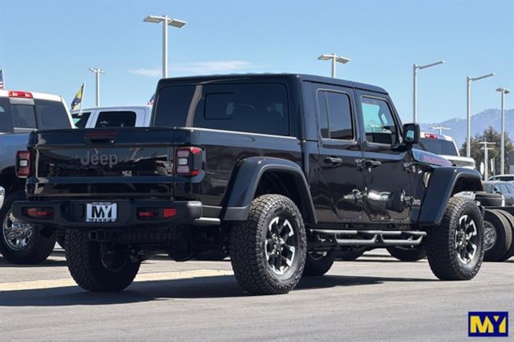 Used 2025 Jeep Gladiator Rubicon X Truck