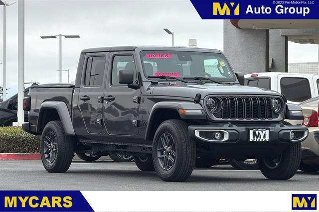 2024 Jeep Gladiator