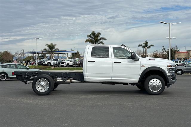New 2026 Ram 5500 Chassis Cab TRADESMAN CREW 4X4 60' CA Pickup