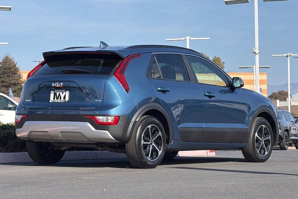 New 2026 Kia Niro EX SUV