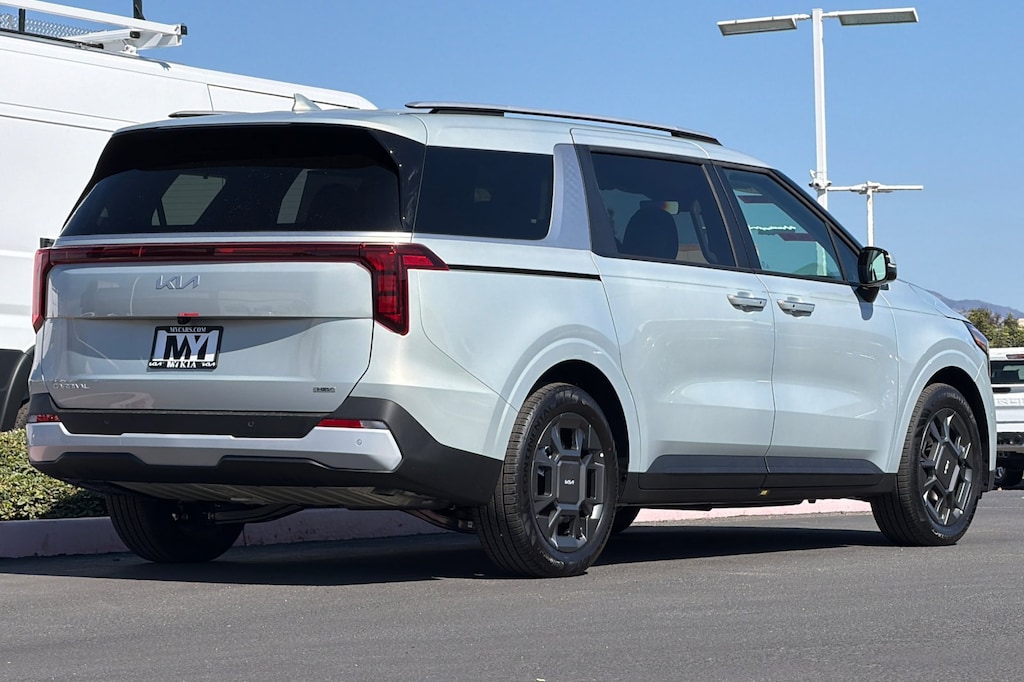New 2026 Kia Carnival Hybrid EX Van Passenger Van