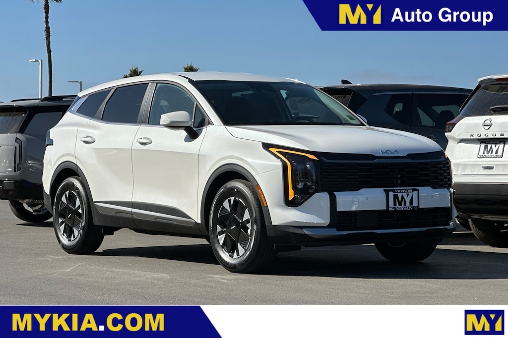 New 2026 Kia Sportage Hybrid LX SUV
