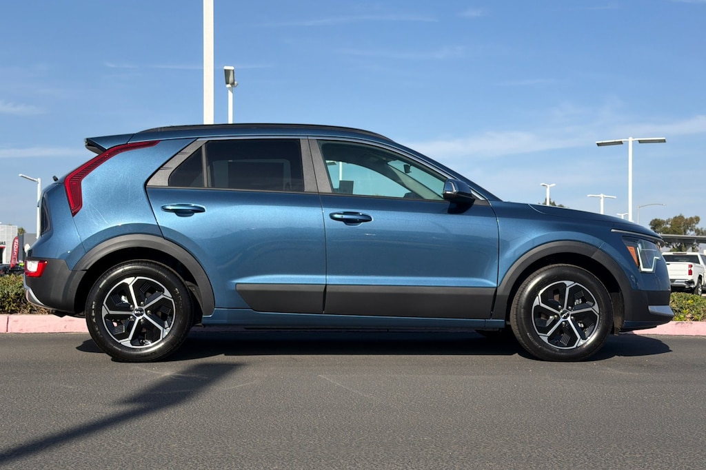 New 2026 Kia Niro EX SUV