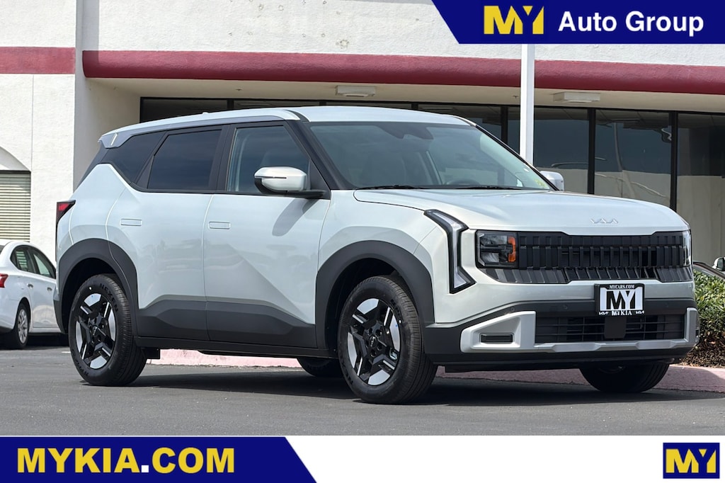 New 2027 Kia Seltos LX SUV