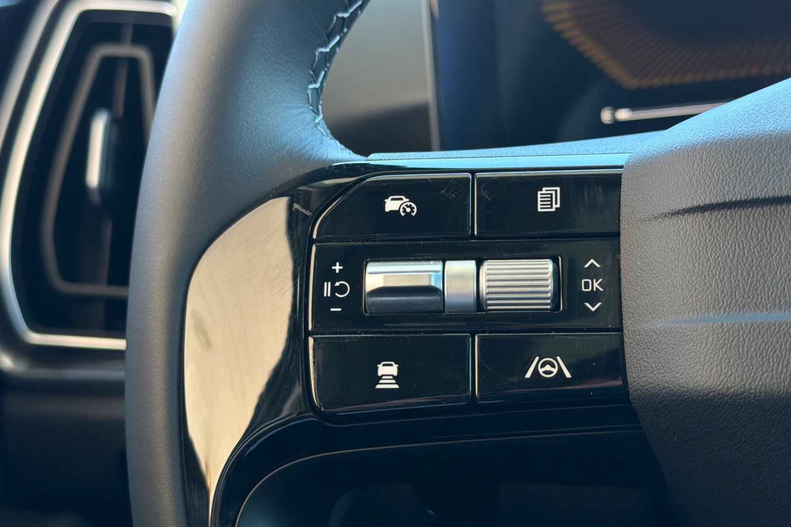 2026 Kia Sorento EX Hybrid - Photo 56