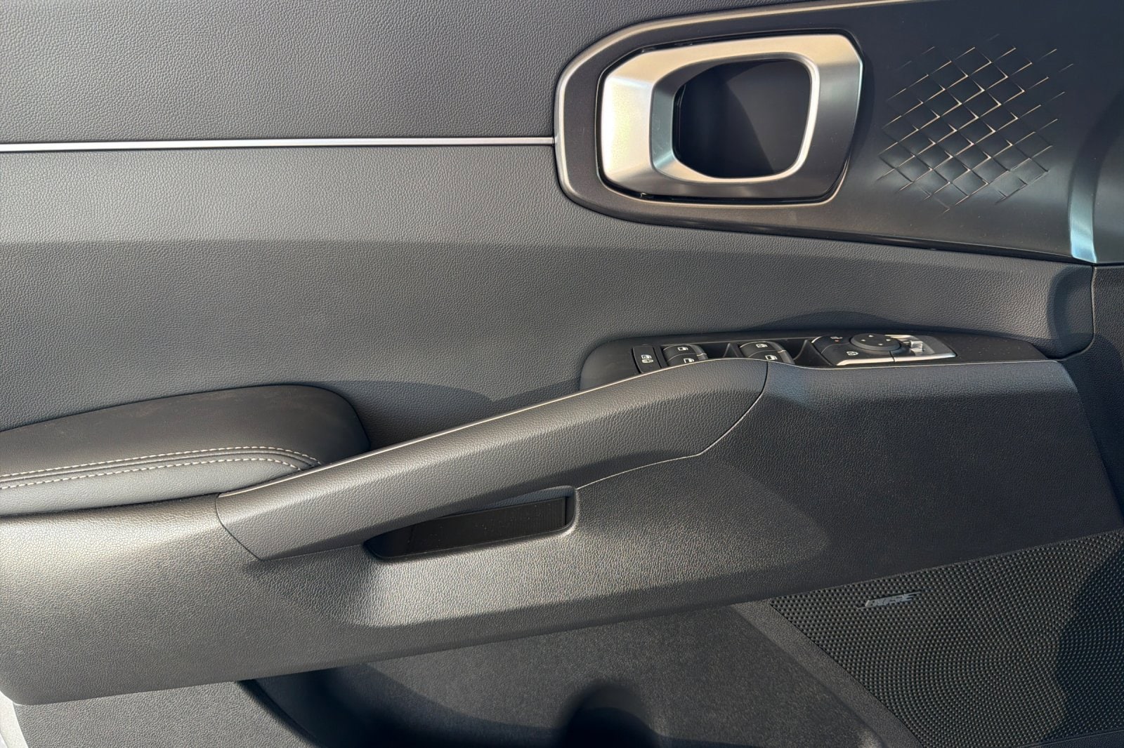 2026 Kia Sorento EX Hybrid - Photo 22