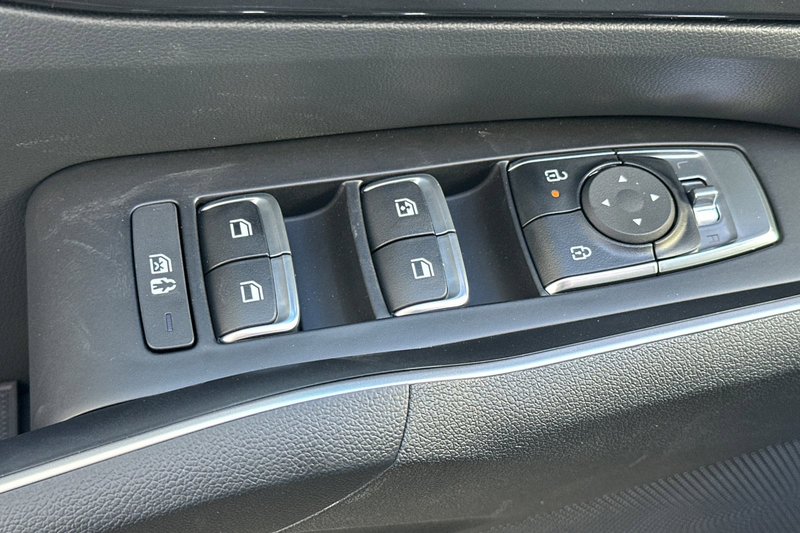 2026 Kia Sorento S - Photo 12