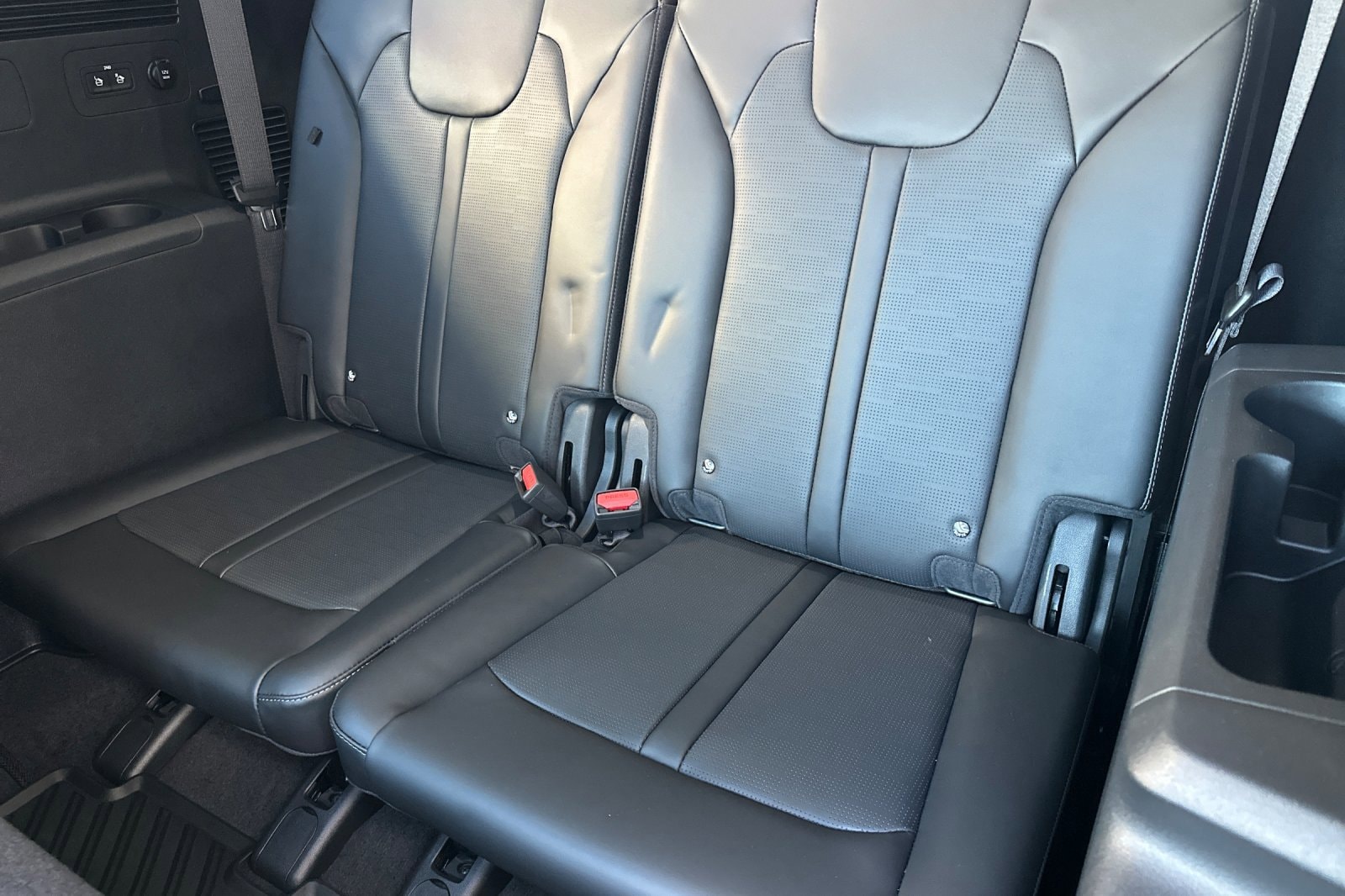 2026 Kia Sorento S - Photo 17