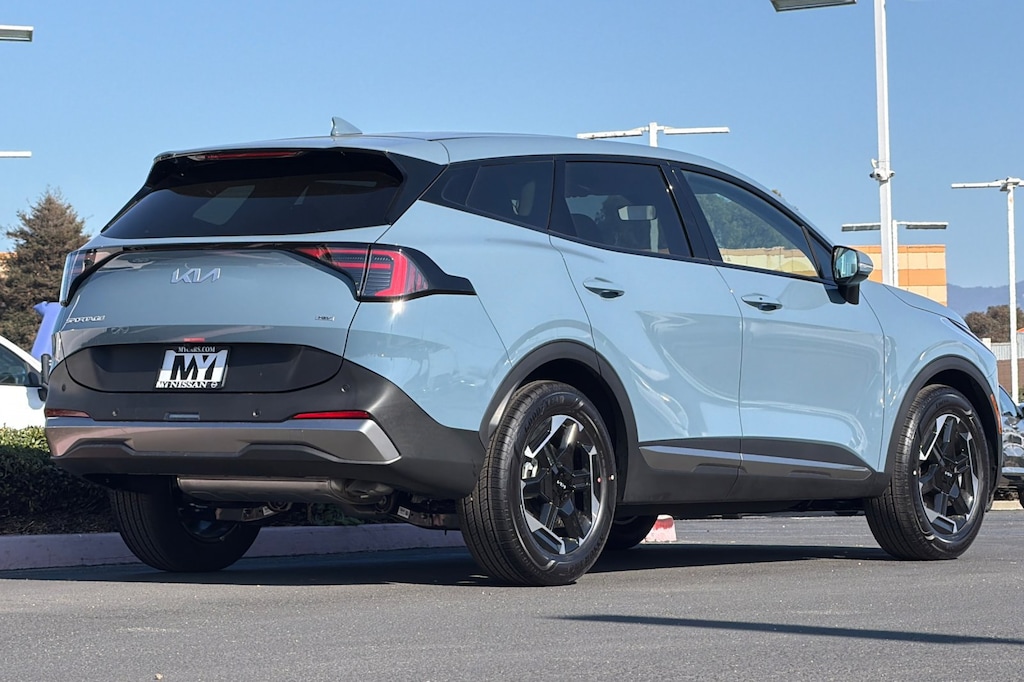 New 2027 Kia Sportage Hybrid S SUV
